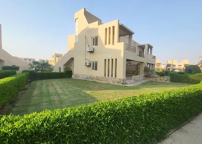 Mousa Cost عائلات فقط Rasz Szedr